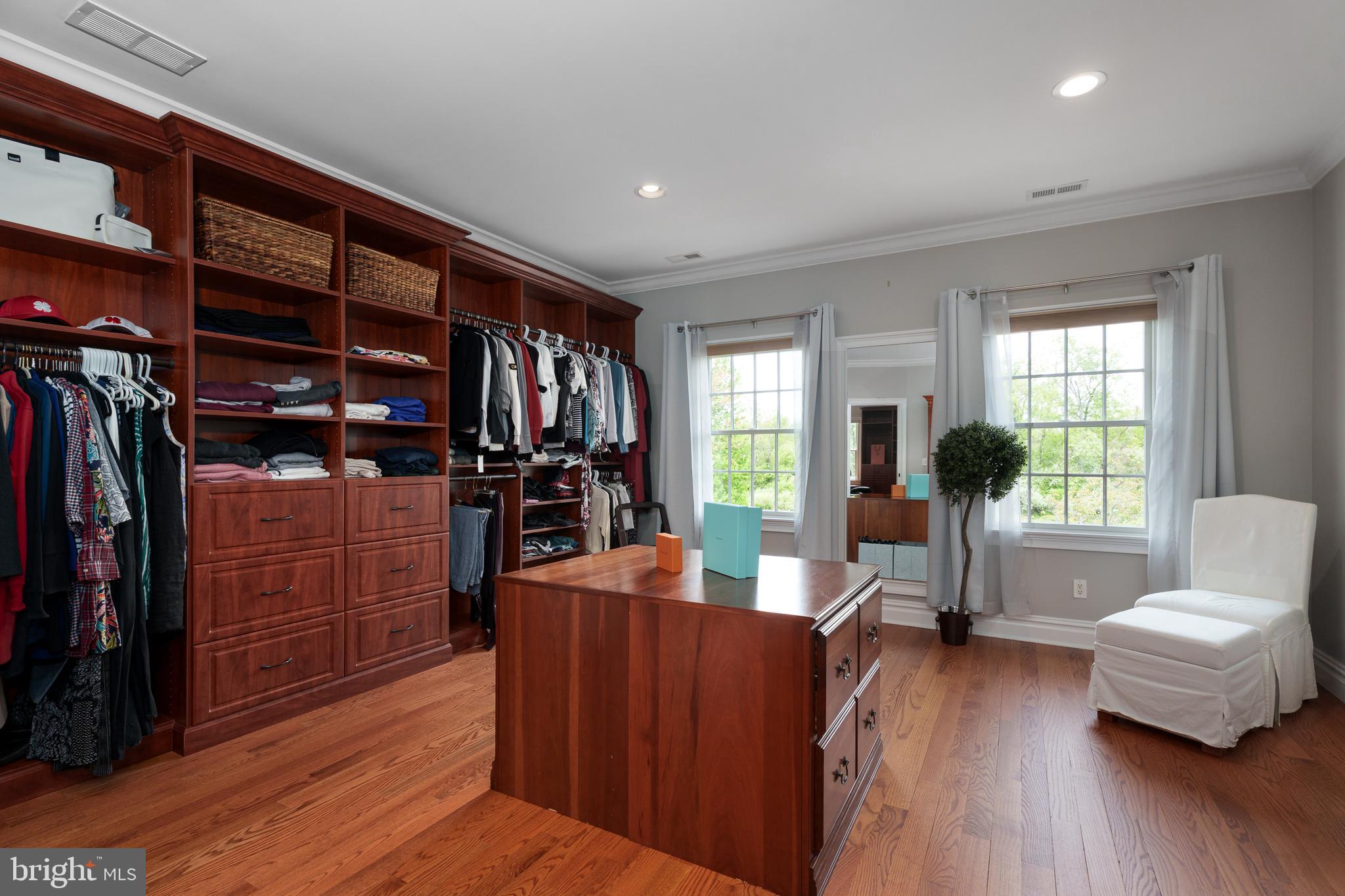 24 Michael Way Pennington, NJ 08534 - Photo 24 of 50 a living room with furniture and a window