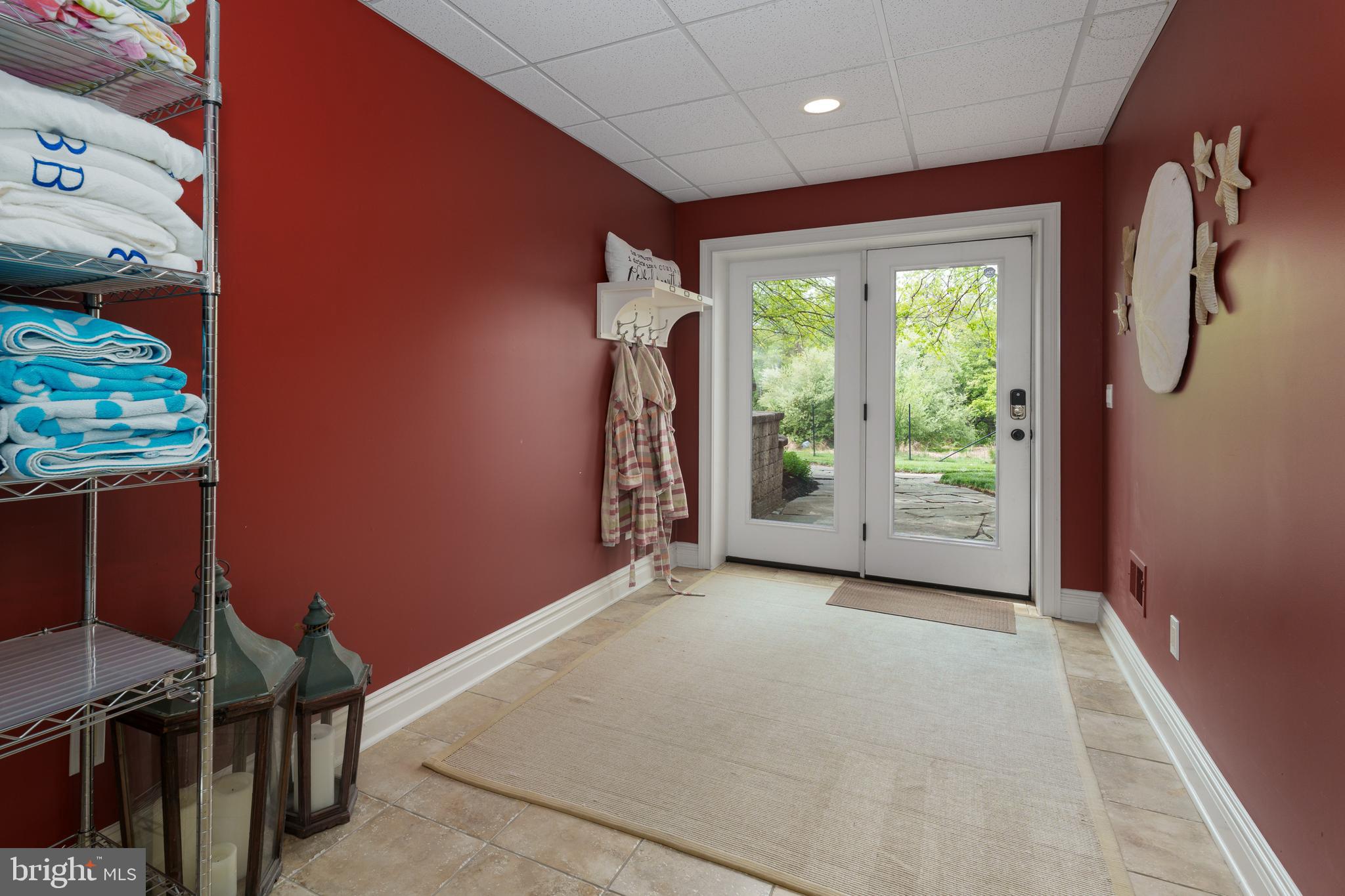 24 Michael Way Pennington, NJ 08534 - Photo 43 of 50 a view of room with window and air conditioner