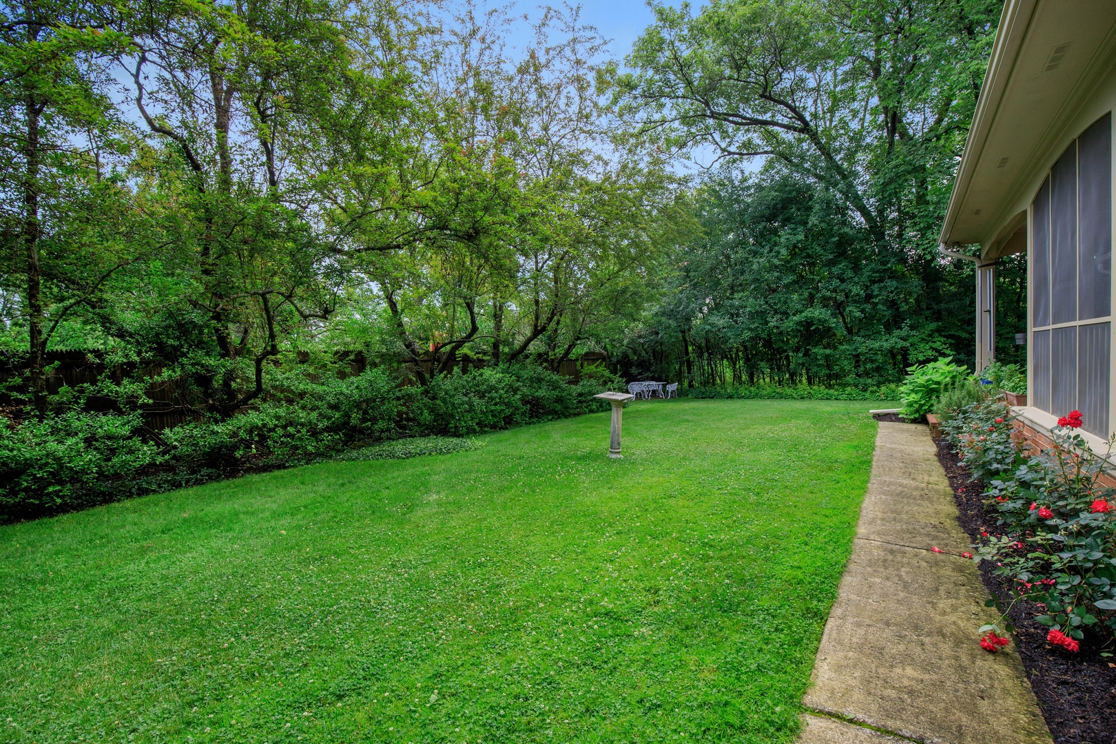 414 West Deerpath Road Lake Forest, IL 60045 - Photo 16 of 22 Gallery Image 16
