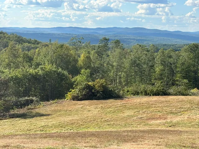 $1,995,000 | 477 East Mountain Road, Peterborough, NH 03458