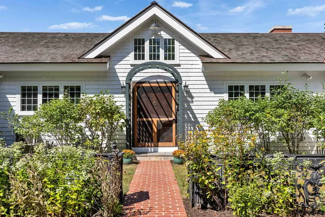 $1,995,000 | 477 East Mountain Road, Peterborough, NH 03458