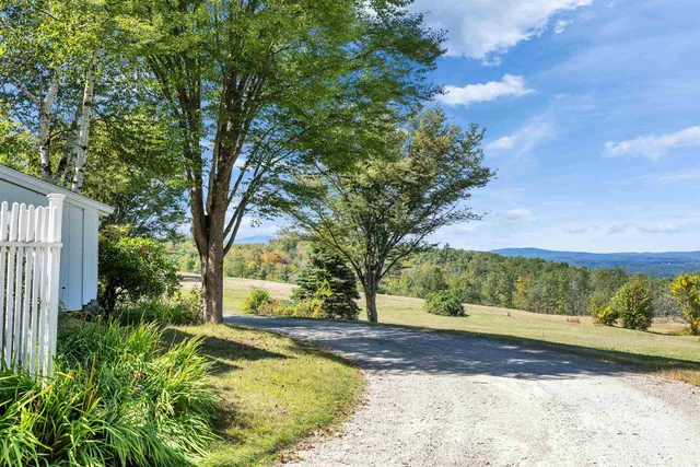 $1,995,000 | 477 East Mountain Road, Peterborough, NH 03458