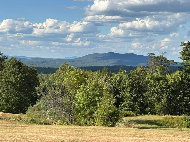 $1,995,000 | 477 East Mountain Road, Peterborough, NH 03458