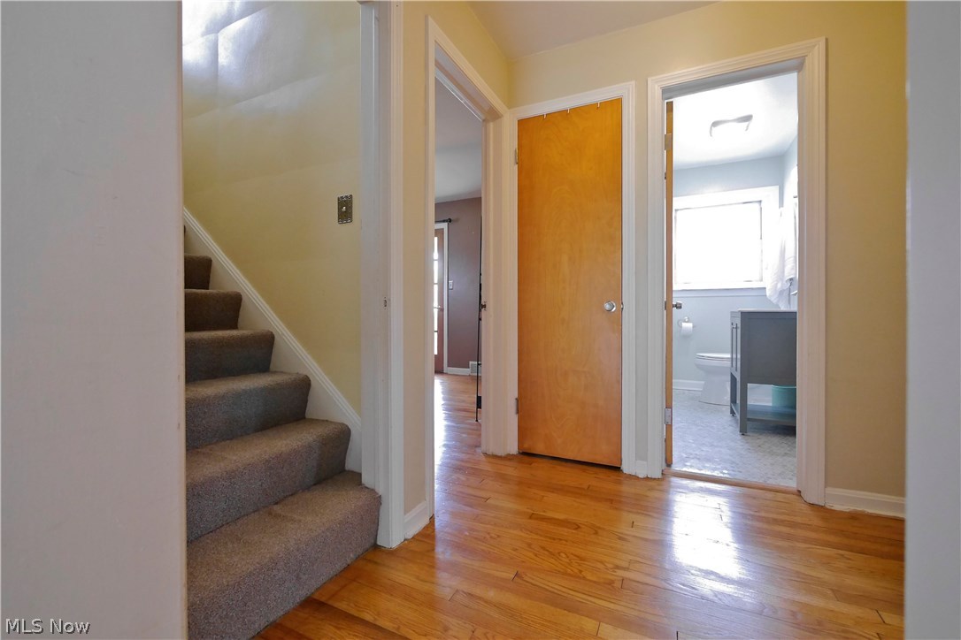 21982 Eaton Road Cleveland, OH 44126 - Photo 10 of 33 Gallery Image 10