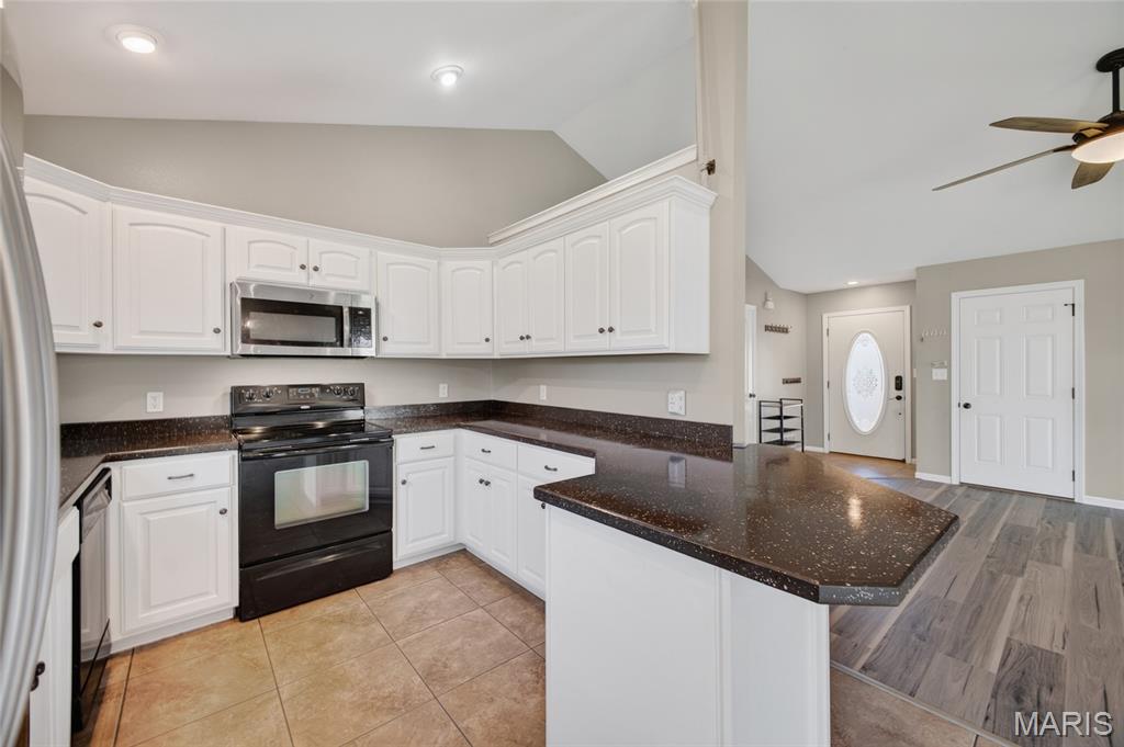 22953 Revelation Road Waynesville, MO 65583 - Photo 5 of 49