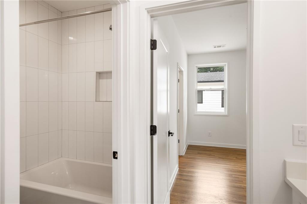 36 Walthall Street Northeast, Unit B Atlanta, GA 30307 - Photo 31 of 51