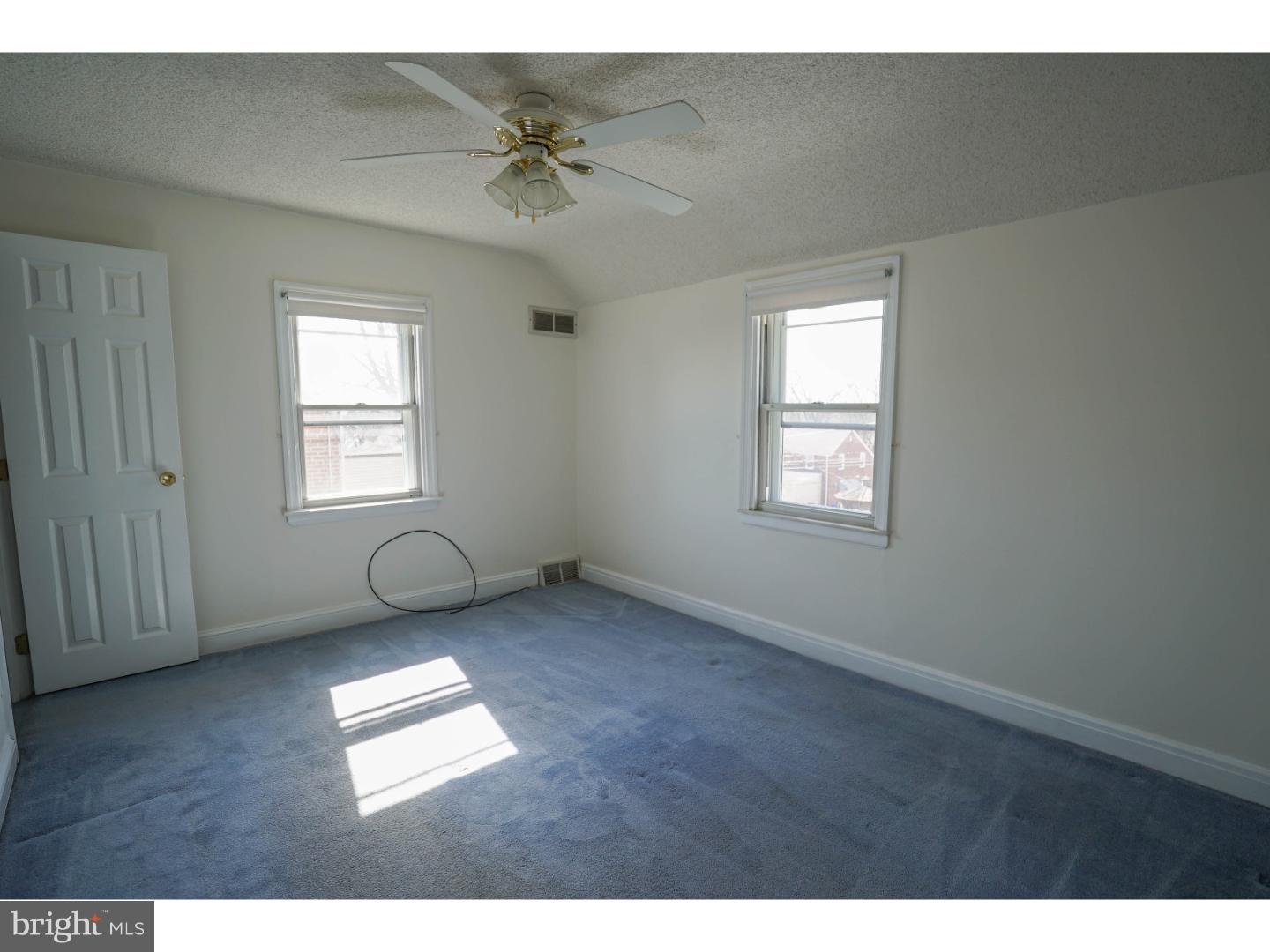 306 Edgemore Road Secane, PA 19018 - Photo 20 of 25