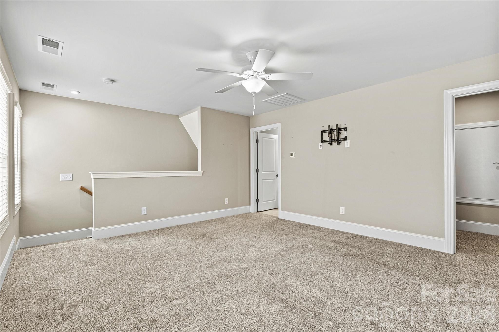 7362 Overjoyed Crossing Charlotte, NC 28215 - Photo 31 of 47