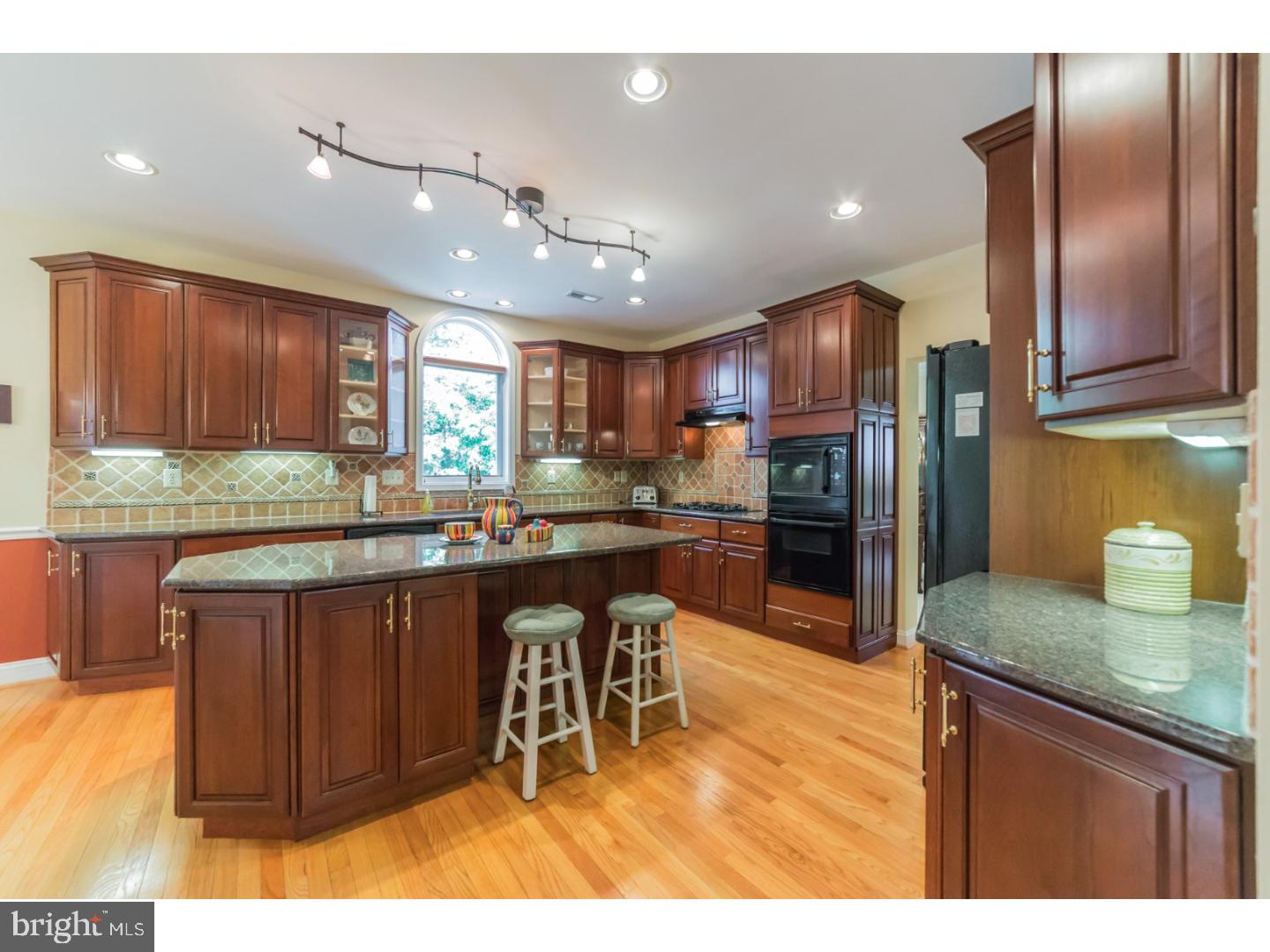 1448 Mundock Road Dresher, PA 19025 - Photo 9 of 25 Kitchen