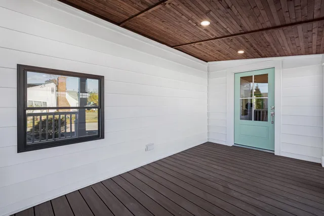 $675,000 | 31 Bayberry Road, Villas, NJ 08251