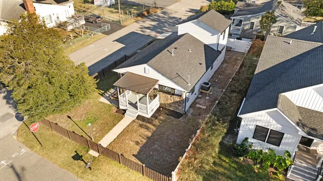 $675,000 | 31 Bayberry Road, Villas, NJ 08251