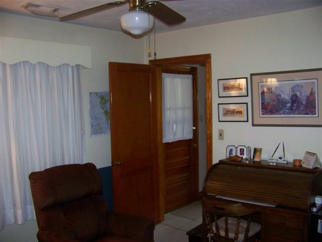 5232 Hearthstone Road Roanoke, VA 24012 - Photo 23 of 37 Room100_3860