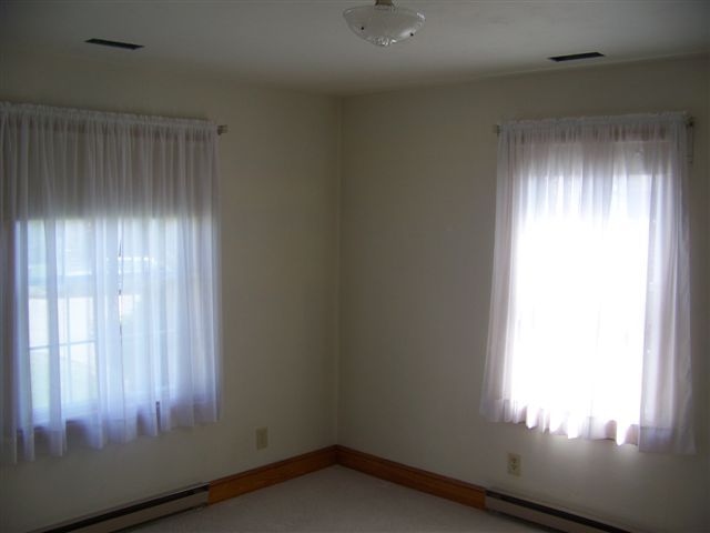 5232 Hearthstone Road Roanoke, VA 24012 - Photo 34 of 37 Bedroom
