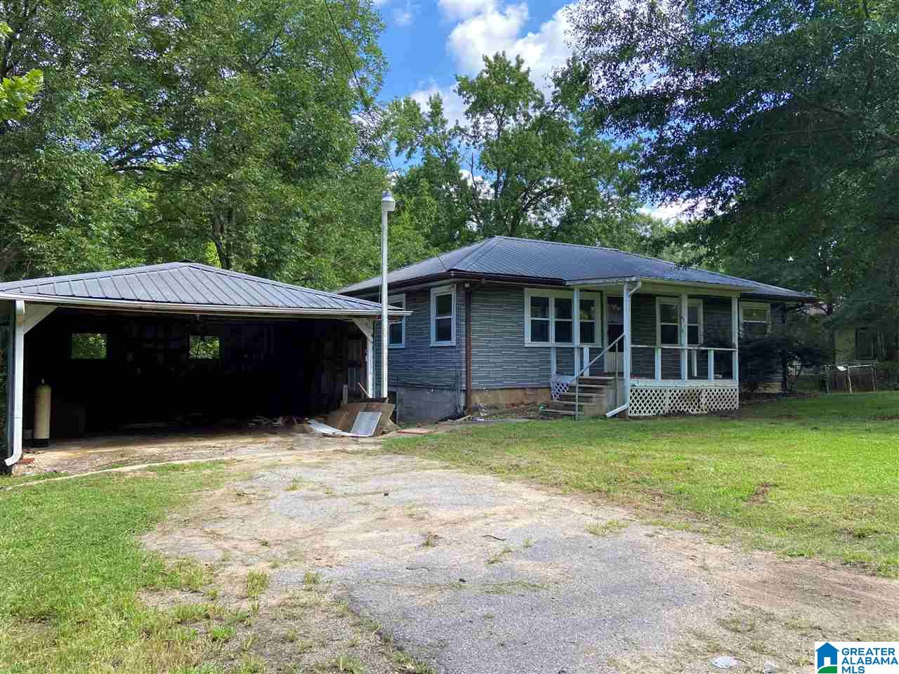 1017 Eastern Valley Road Bessemer, AL 35020 - Photo 3 of 27