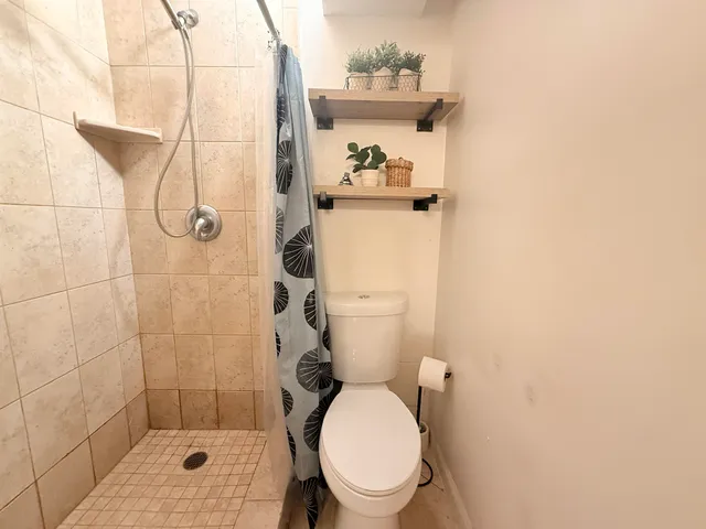 $299,000 | 3660 Lower Honoapiilani Road, Unit 111, Lahaina, HI 96761