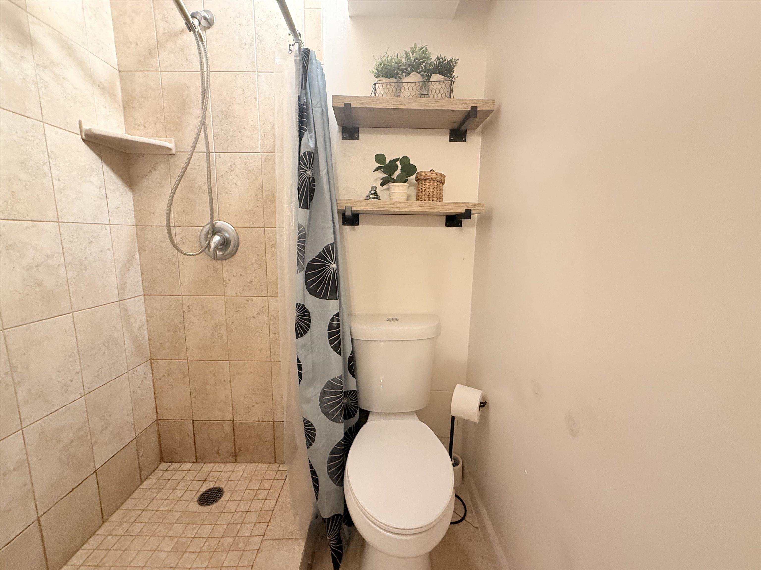 3660 Lower Honoapiilani Road, Unit 111 Lahaina, HI 96761 - Photo 15 of 32