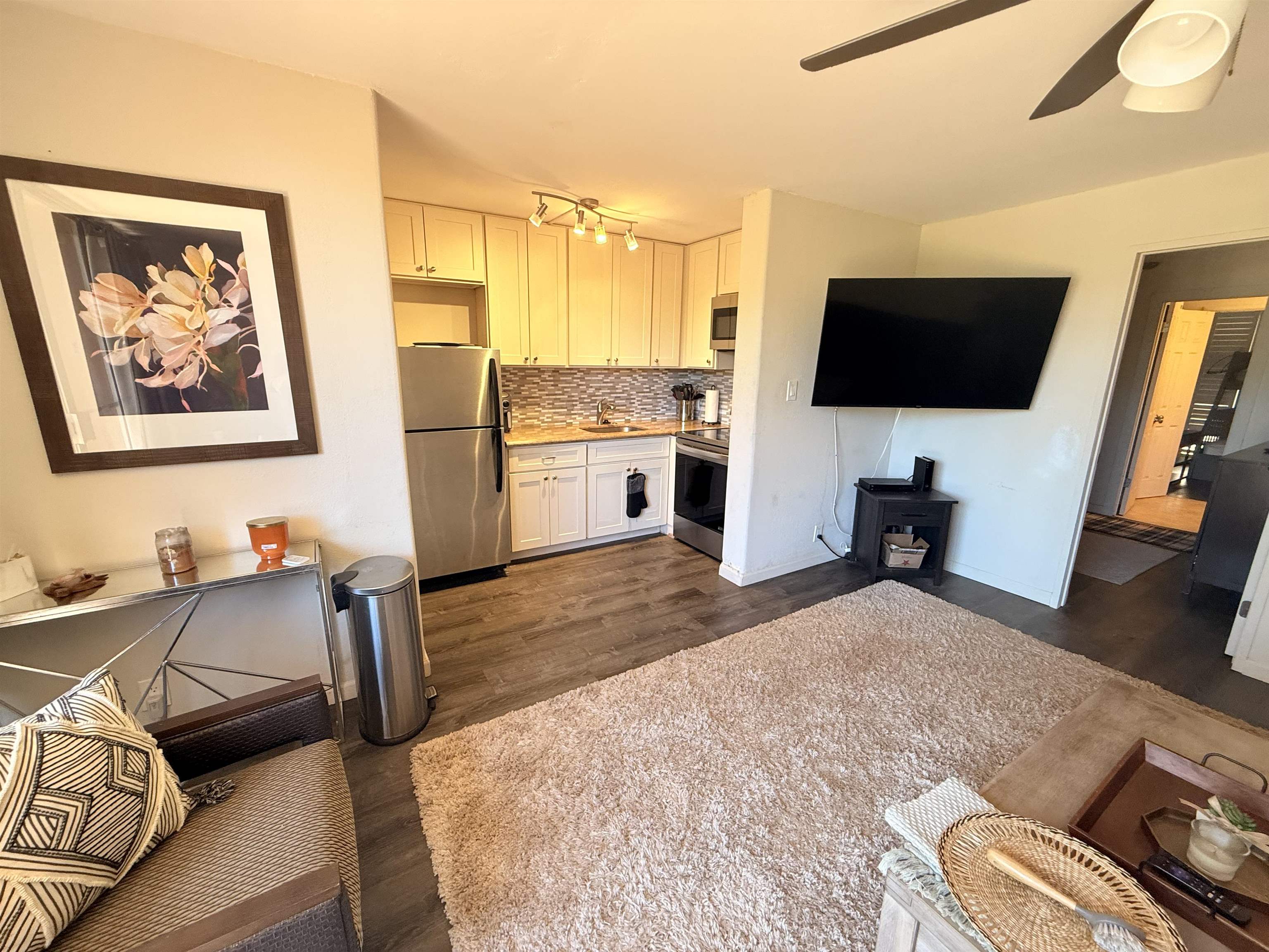 3660 Lower Honoapiilani Road, Unit 111 Lahaina, HI 96761 - Photo 3 of 32