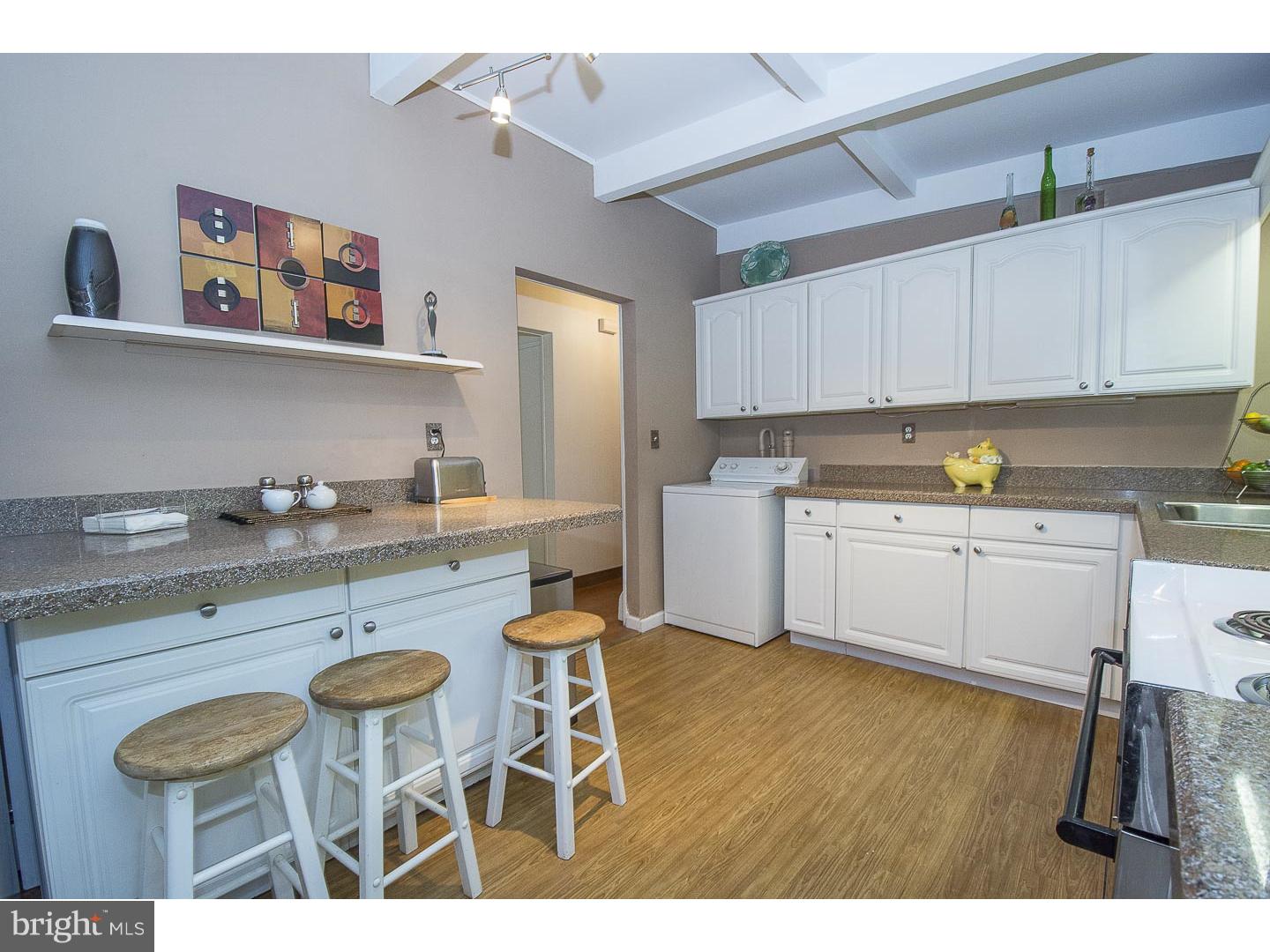 444 Fletcher Road Wayne, PA 19087 - Photo 5 of 17 Kitchen