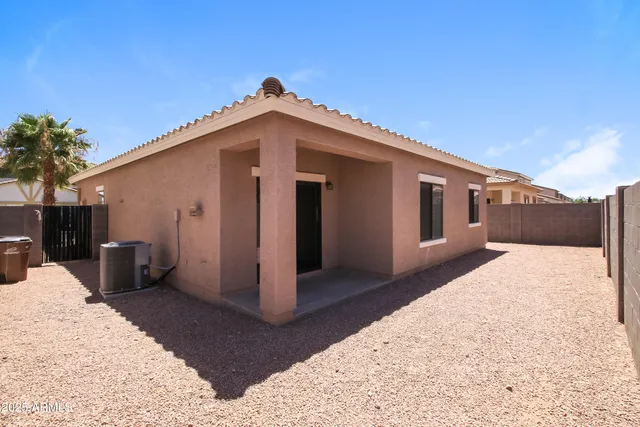 $1,760 | 2232 East Greenlee Avenue, Apache Junction, AZ 85119