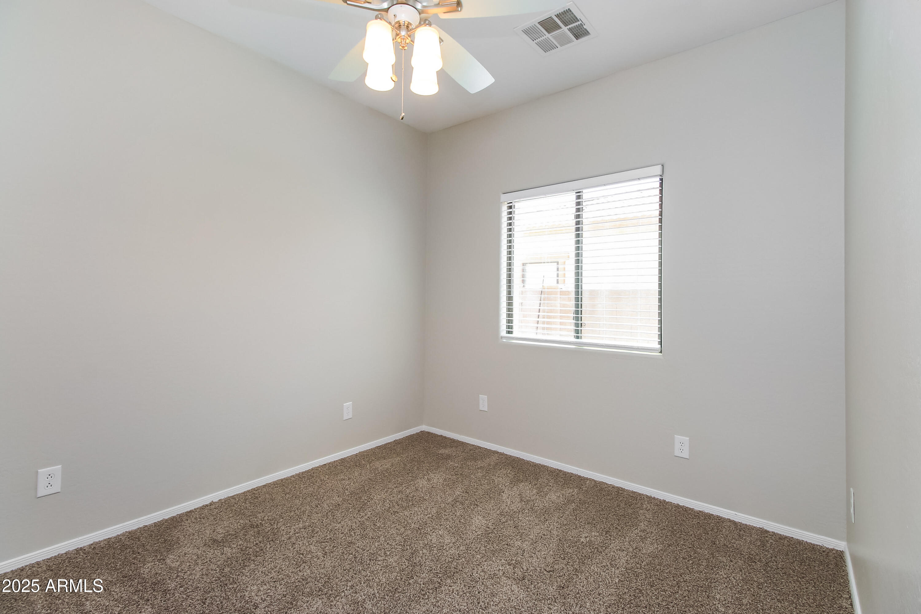 2232 East Greenlee Avenue Apache Junction, AZ 85119 - Photo 9 of 14 1017535.2232 E GREENLEE AVE - Bedroom