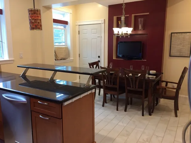 $3,800 | 45 Mansfield Street, Unit 1, Somerville, MA 02143