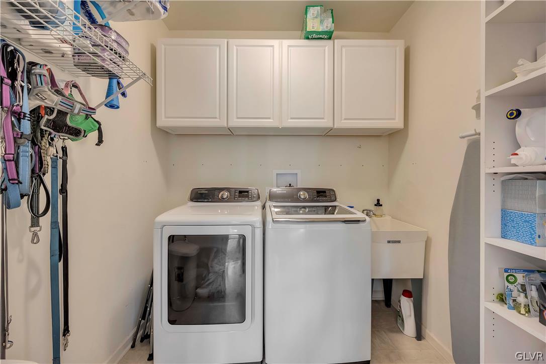 2715 Maple Drive Hellertown, PA 18055 - Photo 23 of 47 a utility room with dryer and washer
