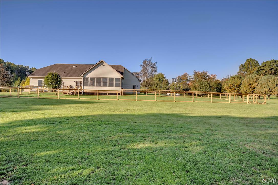 2715 Maple Drive Hellertown, PA 18055 - Photo 37 of 47