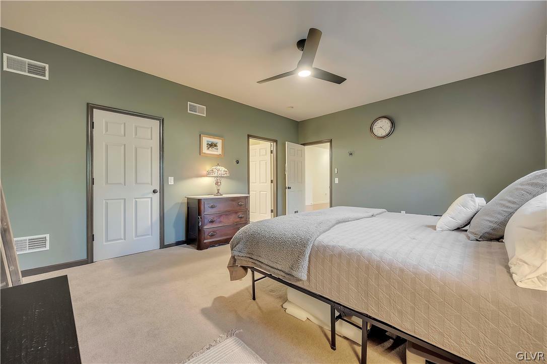 2715 Maple Drive Hellertown, PA 18055 - Photo 10 of 47