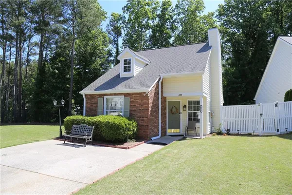 $2,370 | 685 Crossbridge Alley, Alpharetta, GA 30022