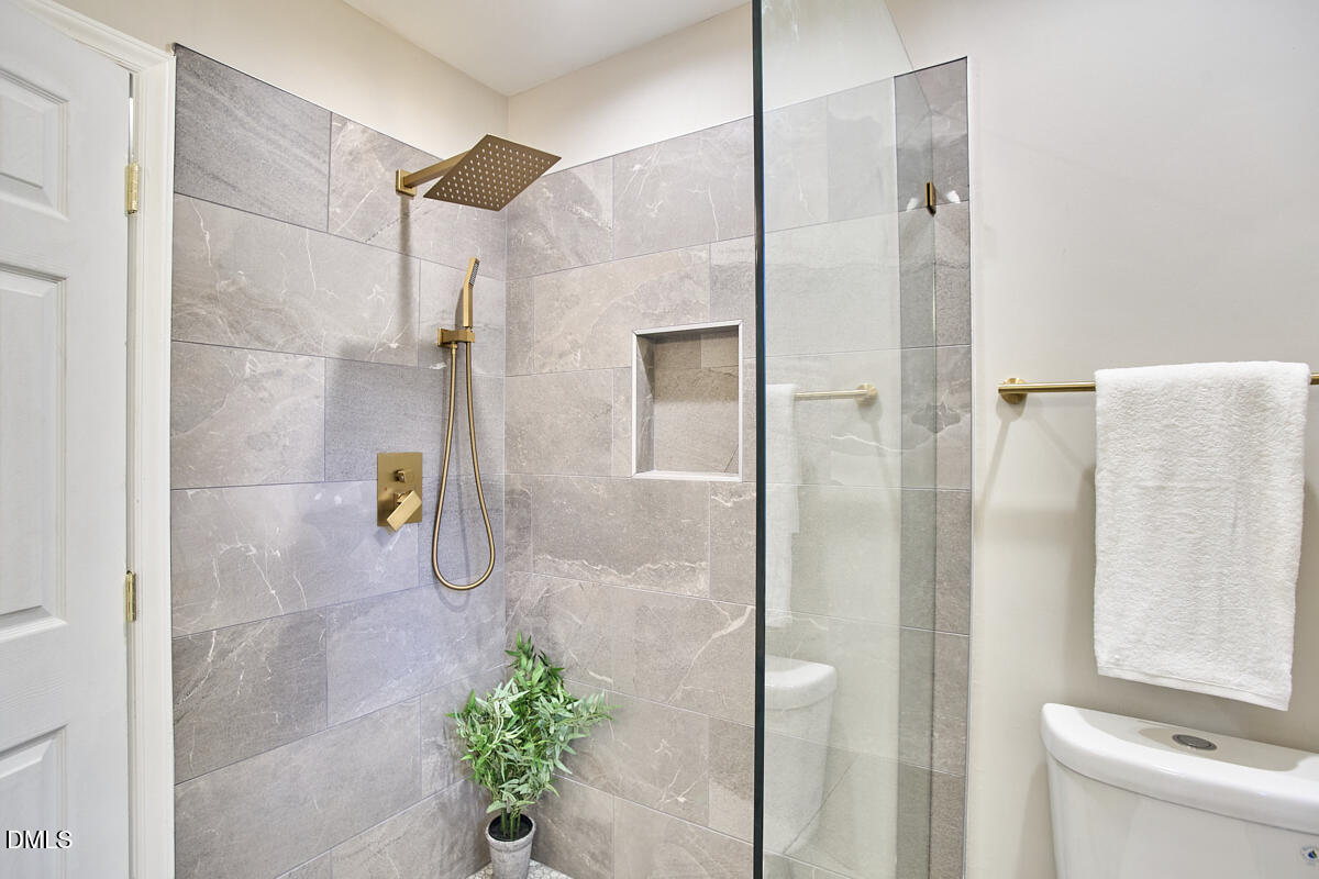 8404 Sleepy Creek Drive Raleigh, NC 27613 - Photo 34 of 66
