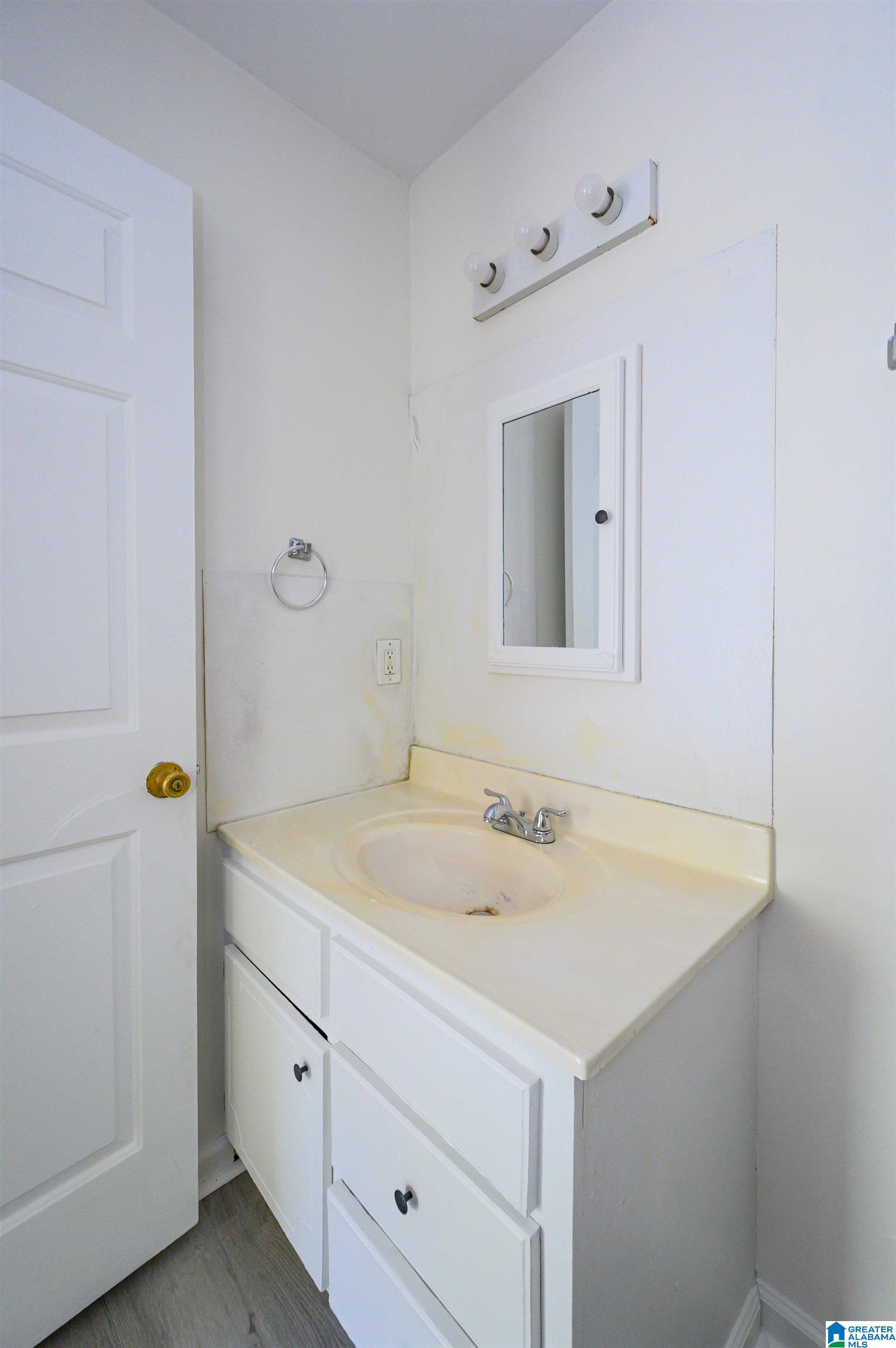 725 Fulton Avenue Birmingham, AL 35217 - Photo 15 of 28