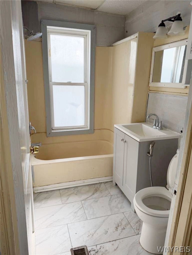 80 Humason Avenue Buffalo, NY 14211 - Photo 8 of 28