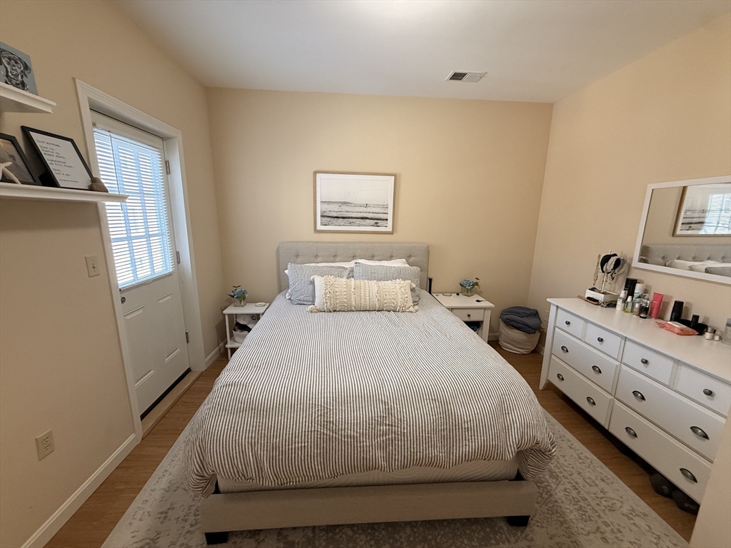506 East 8th Street, Unit 2 Boston, MA 02127 - Photo 5 of 6