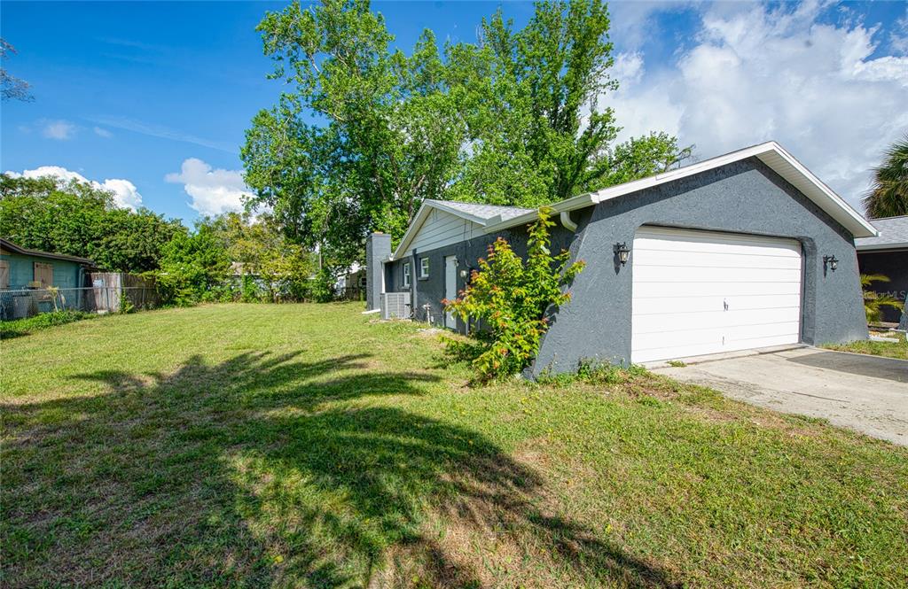 6845 Stell Drive New Port Richey, FL 34653 - Photo 4 of 55