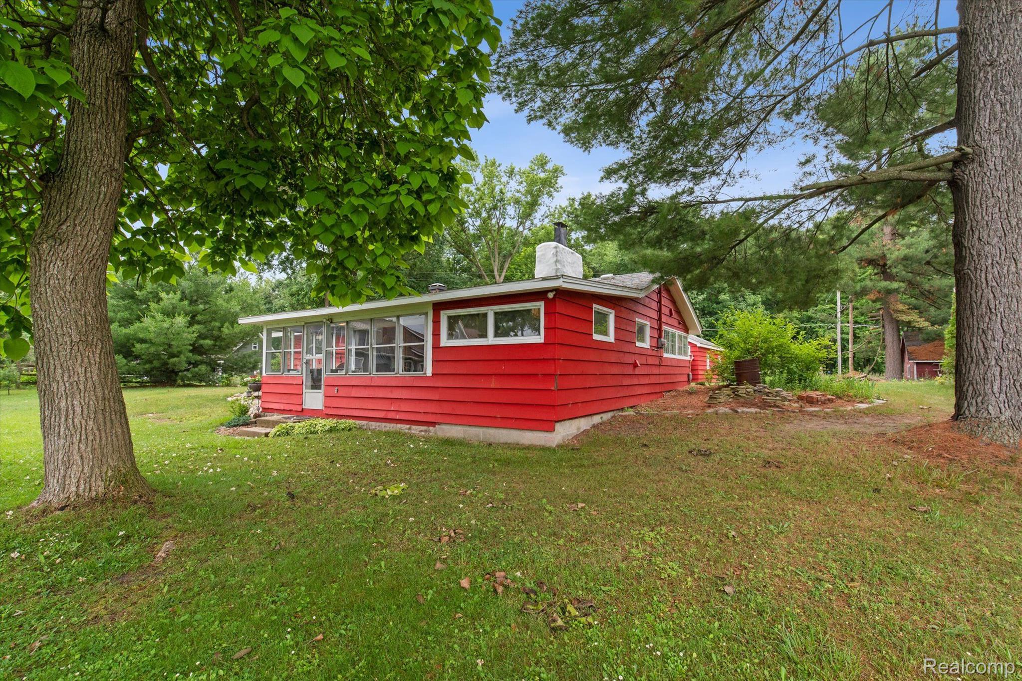 820 Carpenter Road Brooklyn, MI 49230 - Photo 6 of 54 Gallery Image 6