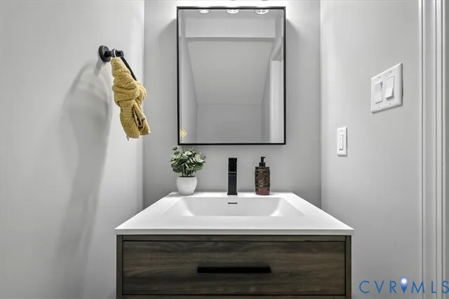 $345,000 | 300 Green Acres Avenue, Richmond, VA 23224