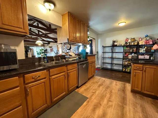 $575,000 | 152 South 35th Street, Richmond, CA 94804