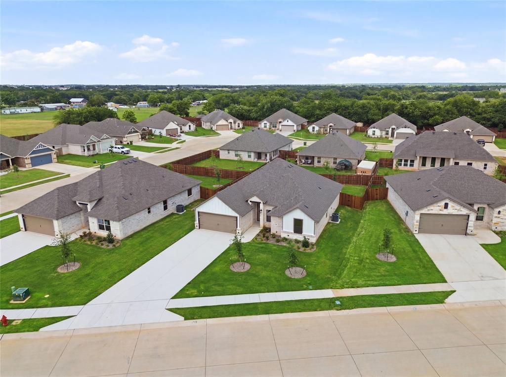 728 Raylan Springtown, TX 76082 - Photo 40 of 40