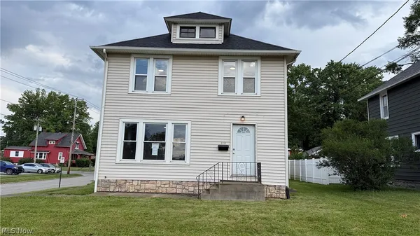 $165,000 | 310 Broad, Wadsworth, OH 44281