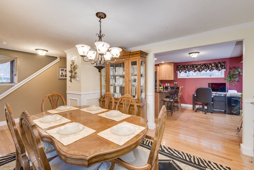 85 Valley Path Marshfield, MA 02050 - Photo 11 of 25