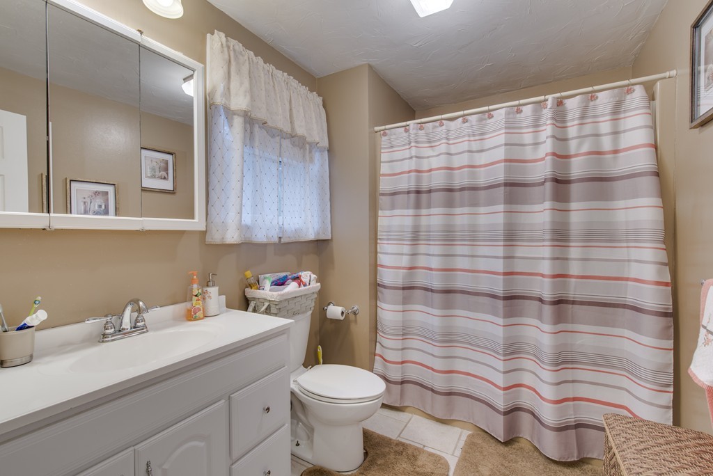 85 Valley Path Marshfield, MA 02050 - Photo 20 of 25