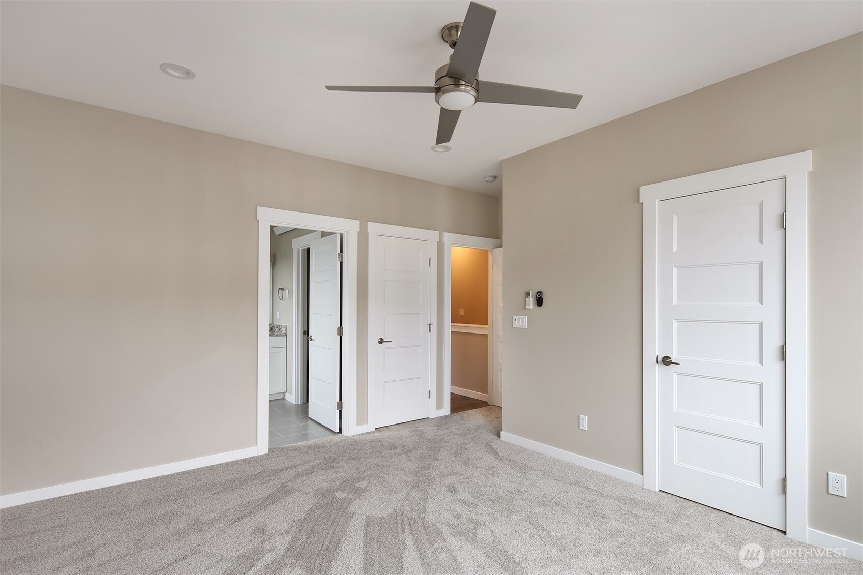 1515 North Waugh Road, Unit B Mount Vernon, WA 98273 - Photo 24 of 28 a view of empty room with ceiling fan