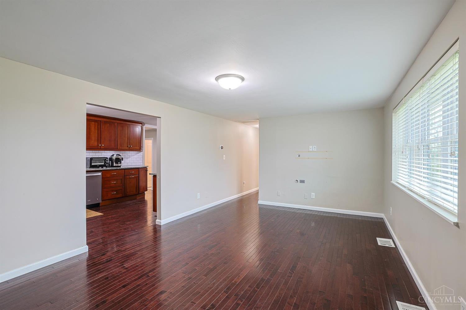 8340 Maineville Road Maineville, OH 45039 - Photo 6 of 59 Gallery Image 6
