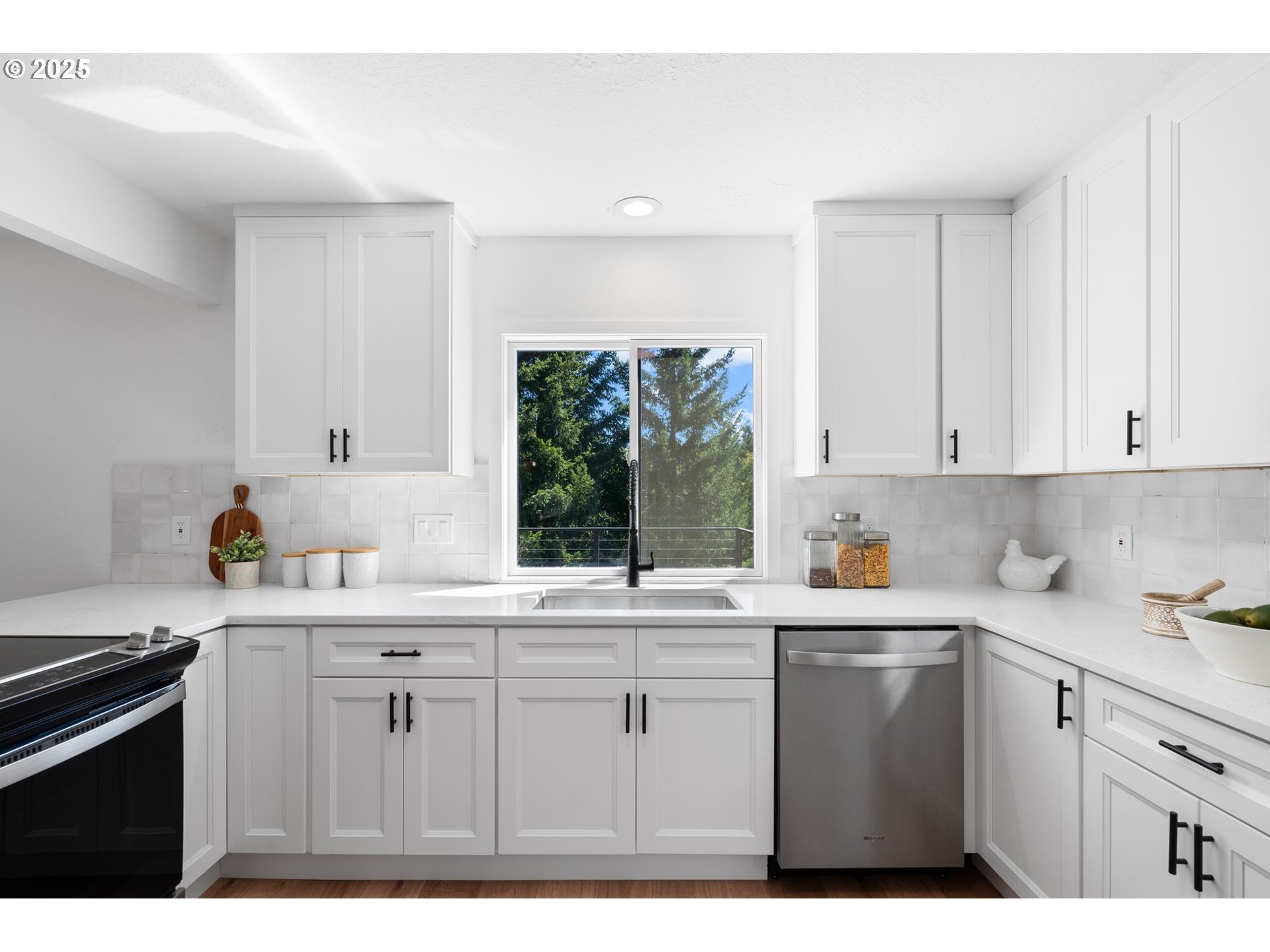 2 Falstaff Lake Oswego, OR 97035 - Photo 21 of 37