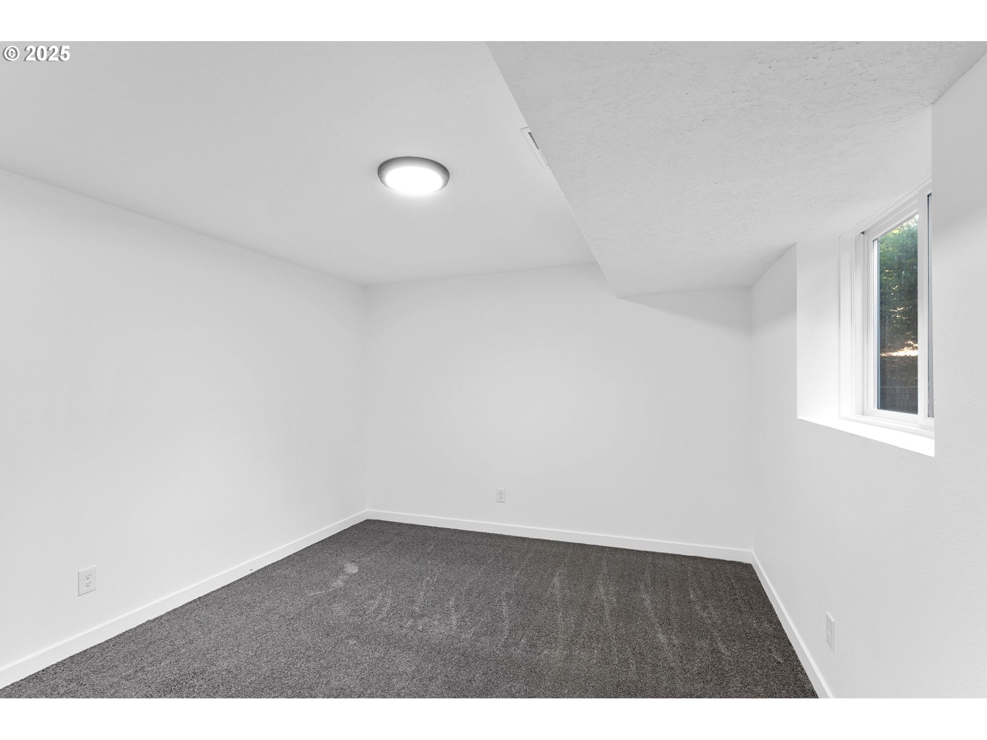 2 Falstaff Lake Oswego, OR 97035 - Photo 36 of 37