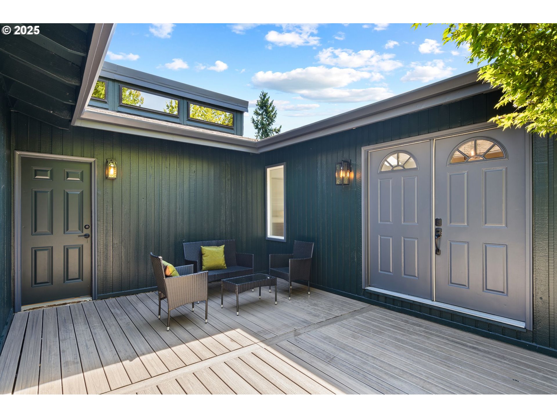 2 Falstaff Lake Oswego, OR 97035 - Photo 4 of 37