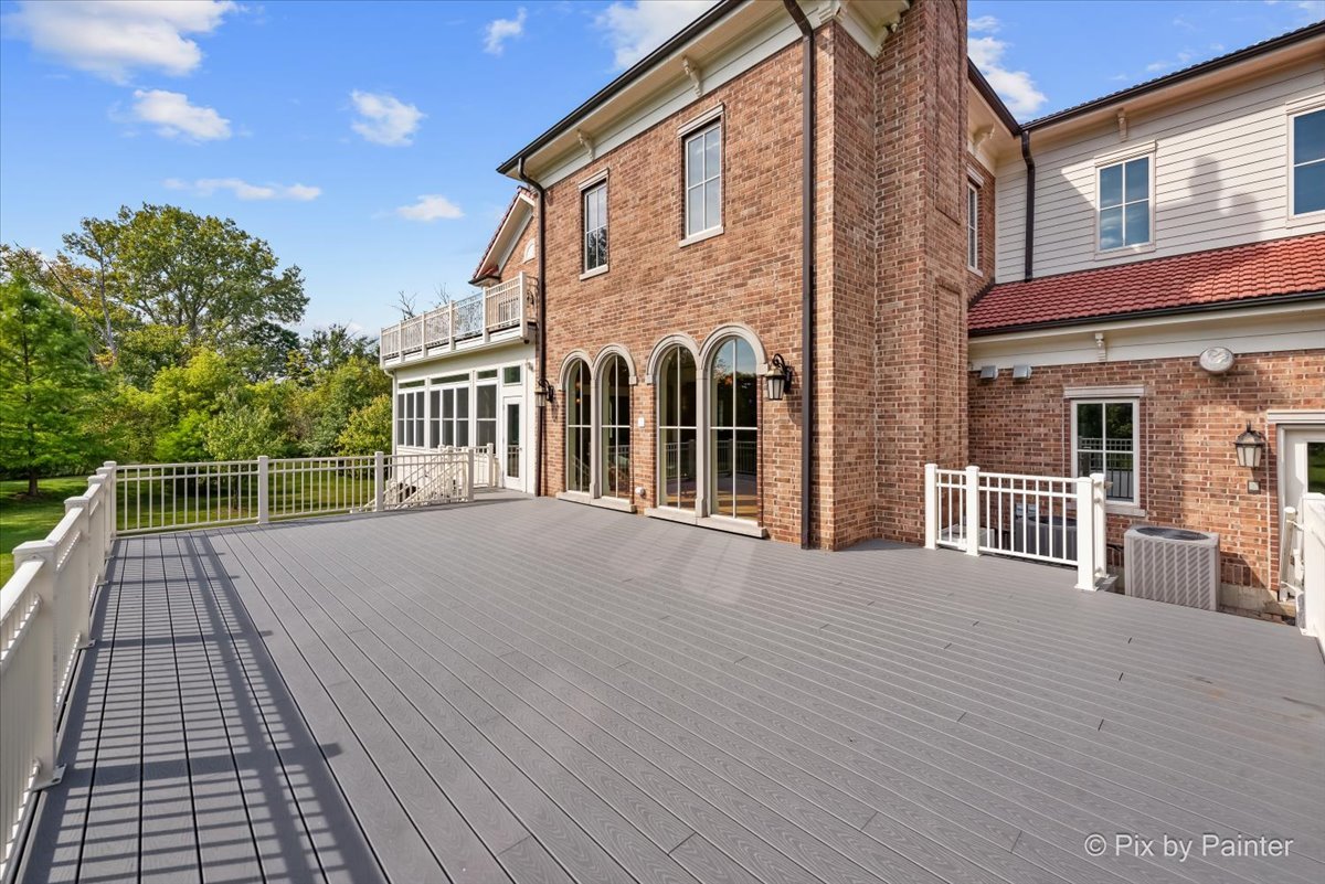 27 West Onwentsia Road Lake Forest, IL 60045 - Photo 36 of 84 a view of a house with a roof deck