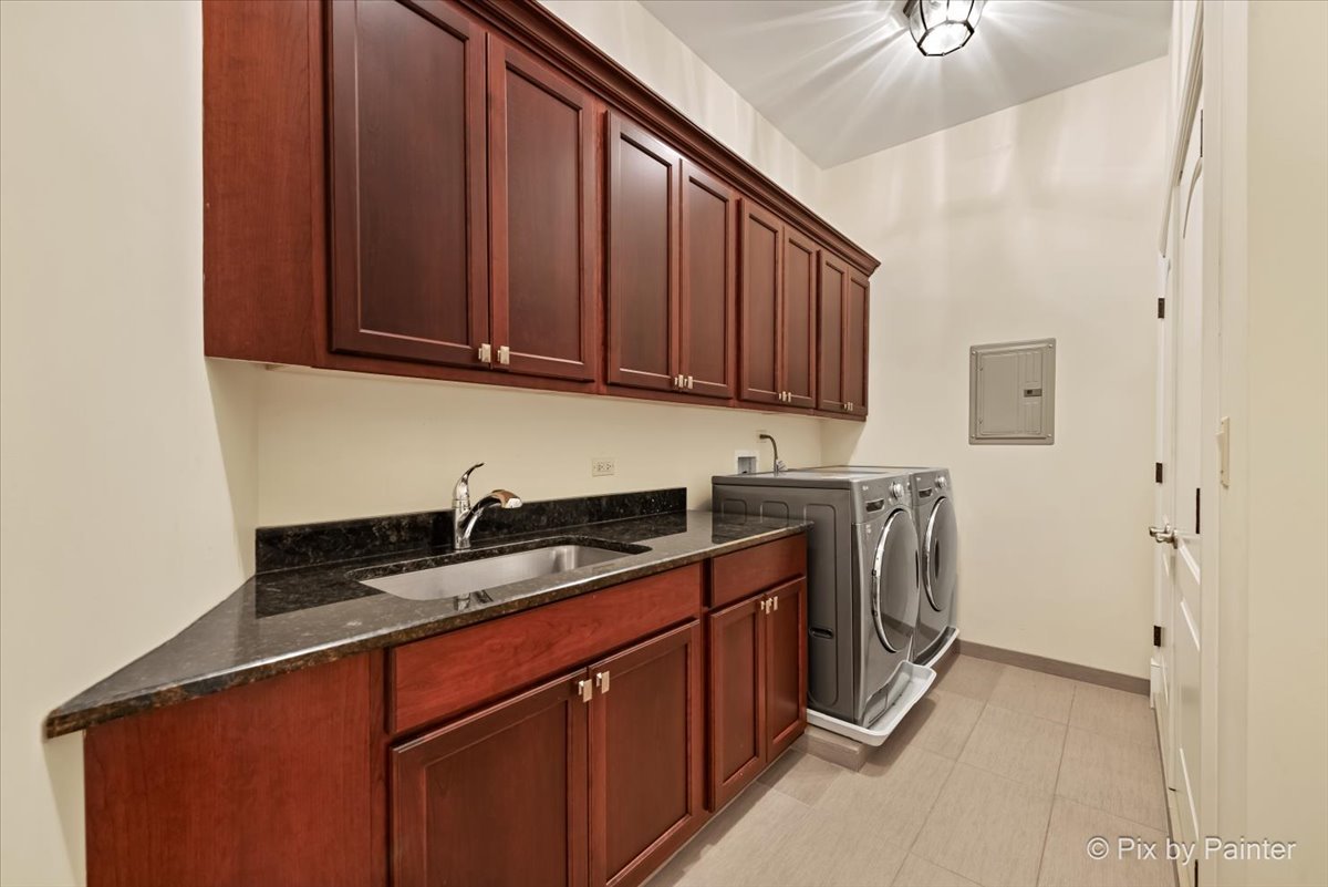 27 West Onwentsia Road Lake Forest, IL 60045 - Photo 48 of 84