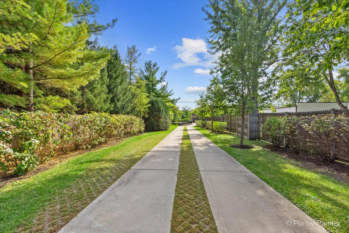 27 West Onwentsia Road Lake Forest, IL 60045 - Photo 5 of 84