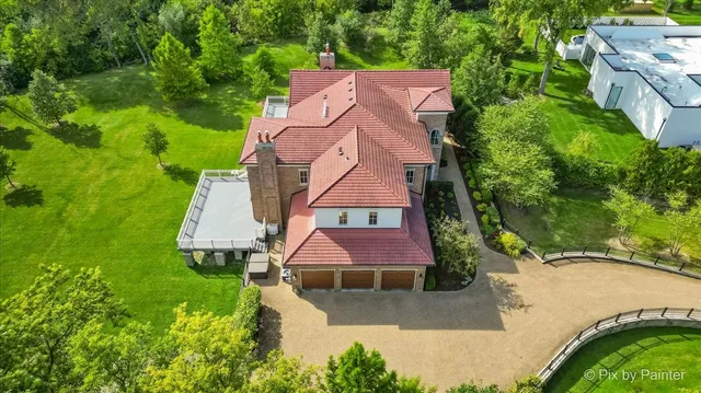 $2,999,900 | 27 West Onwentsia Road, Lake Forest, IL 60045